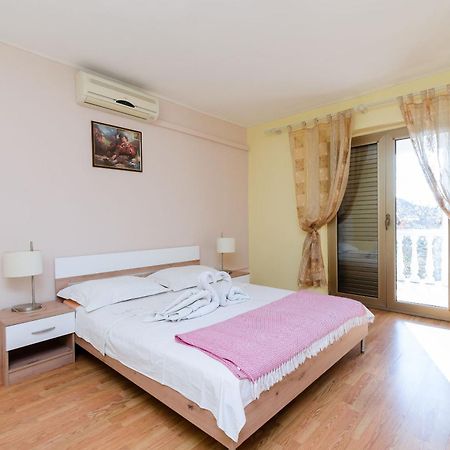 Apartments Zeljka Mundanije ภายนอก รูปภาพ