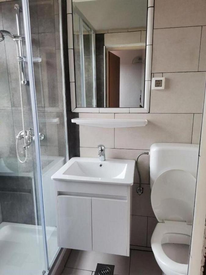 Apartments Zeljka Mundanije ภายนอก รูปภาพ